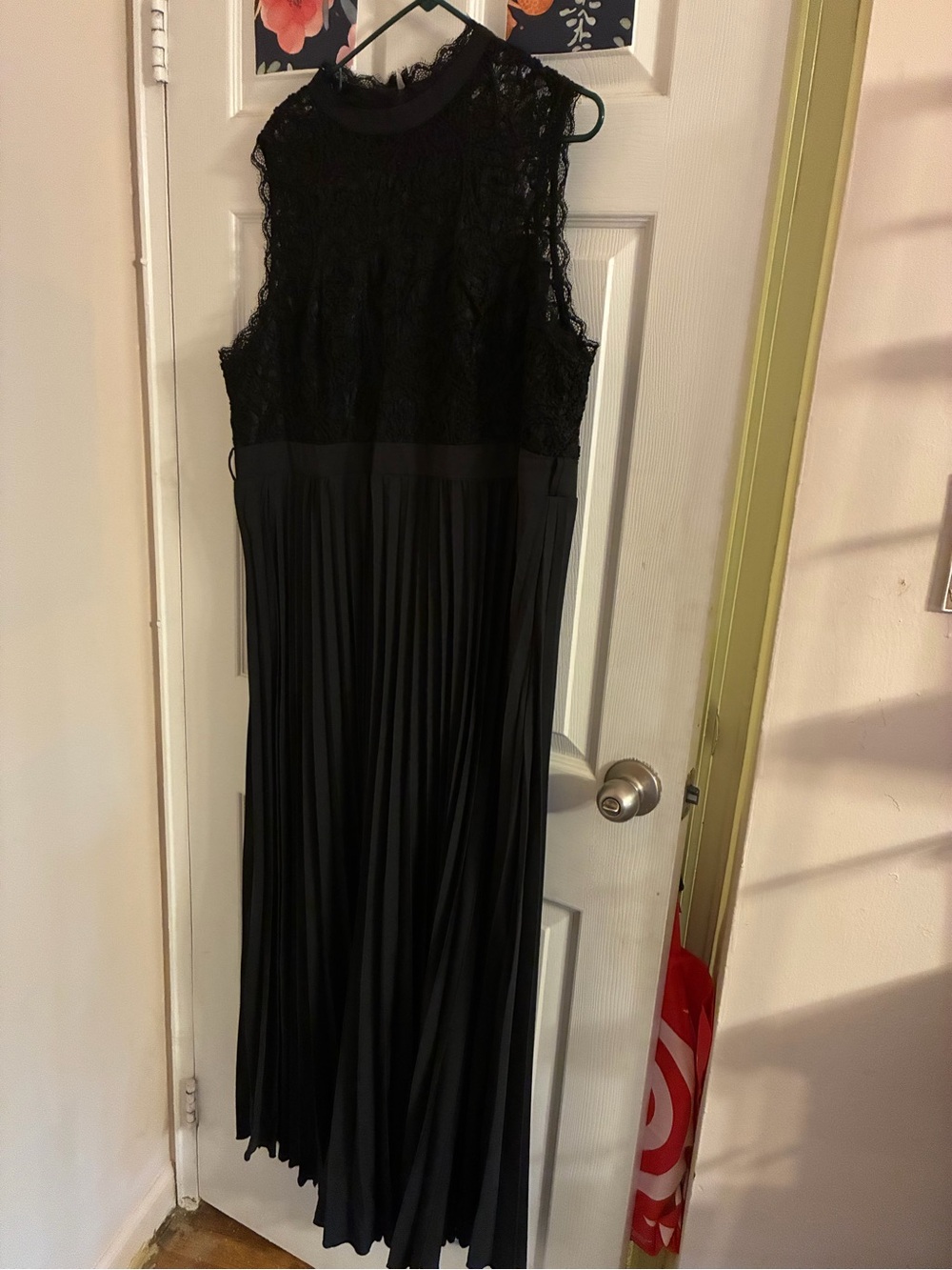 Black Lace Pleated Maxi Dress